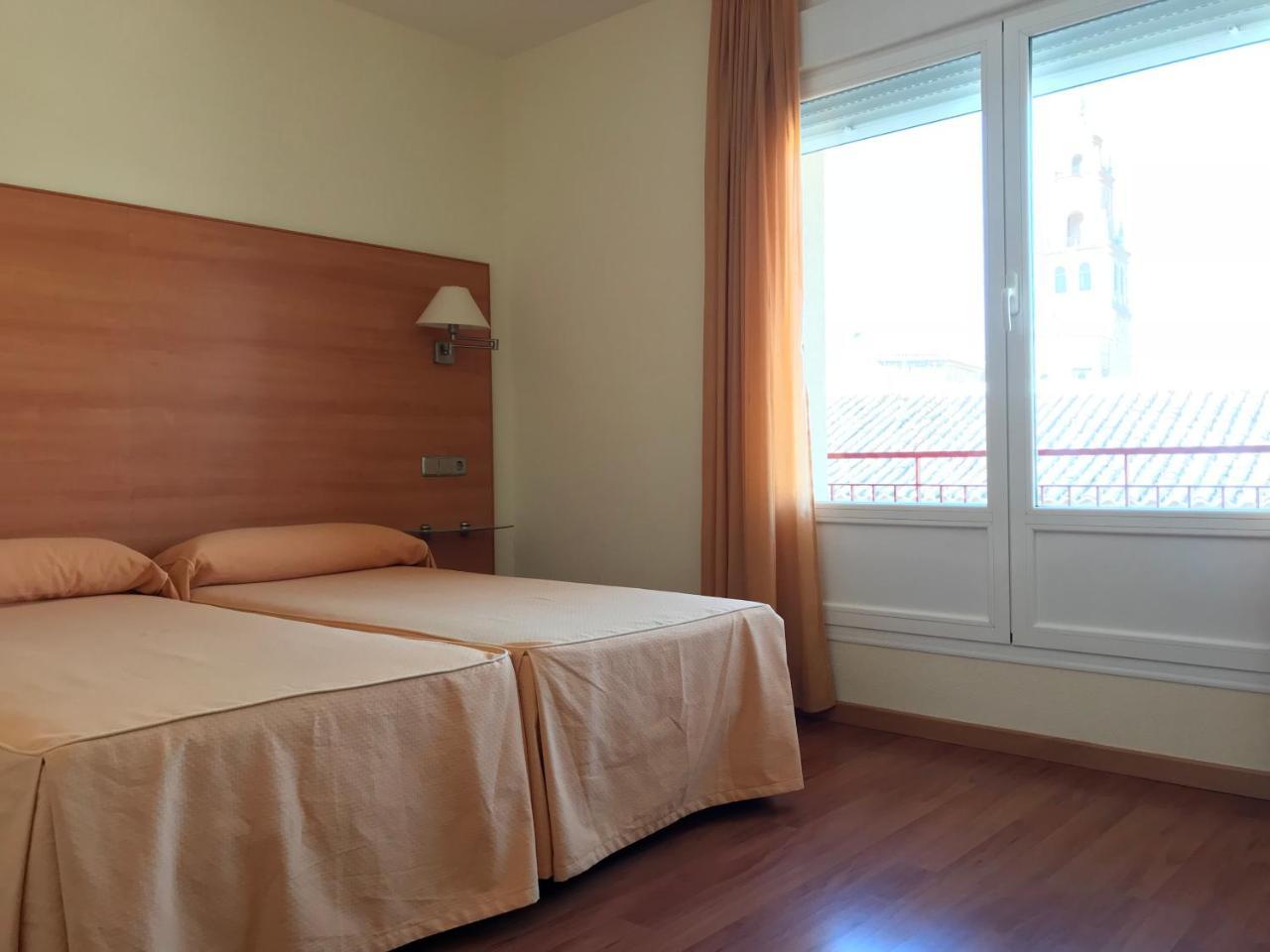 Hotel Europa Villacanas Экстерьер фото